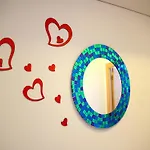 Fira Apartmán *