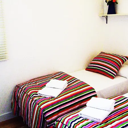 Fira Apartment
