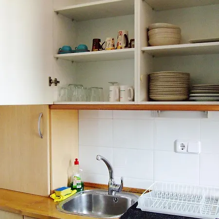 Fira Apartment *